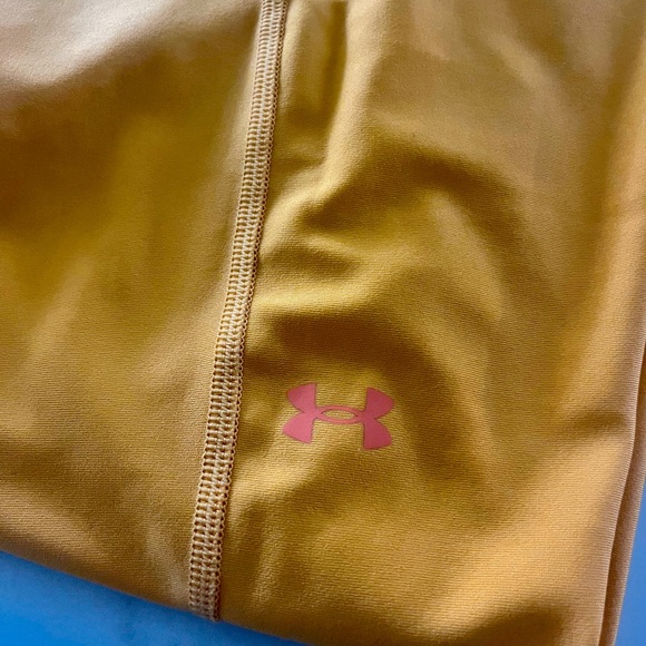 Gold/Yellow Under Armor Compression Leggings- Large - Picture 4 of 5